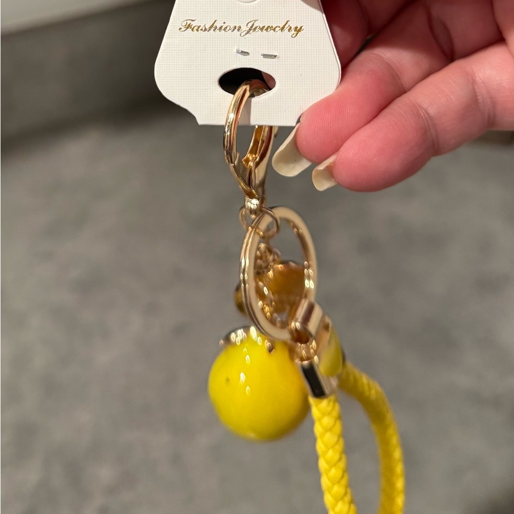 Lemon Bag Charm/Keychain! BNWT! - Picture 2 of 3